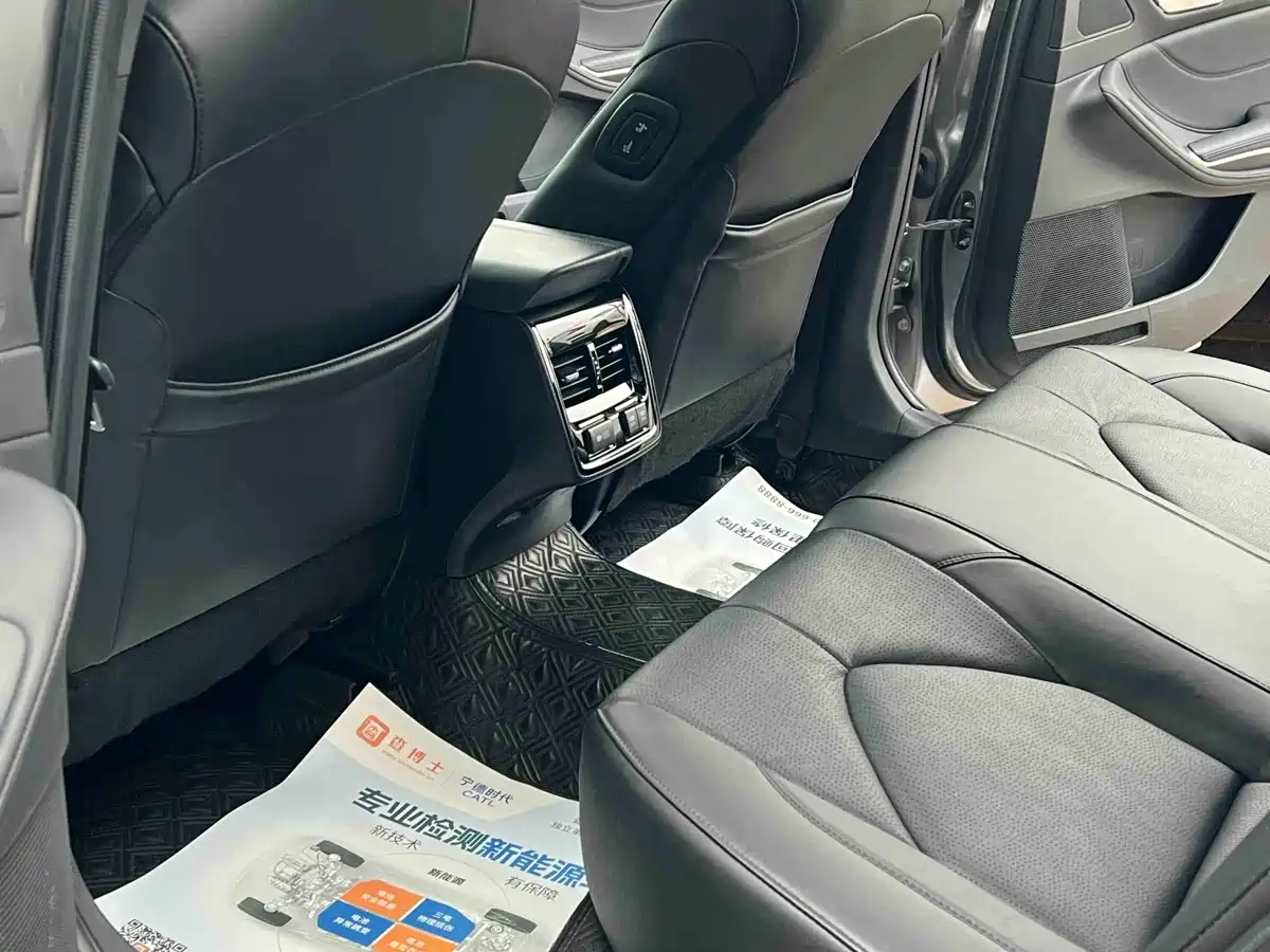 Toyota Avalon 2019 2.0L XLE Premium Edition (China VI) фото 6