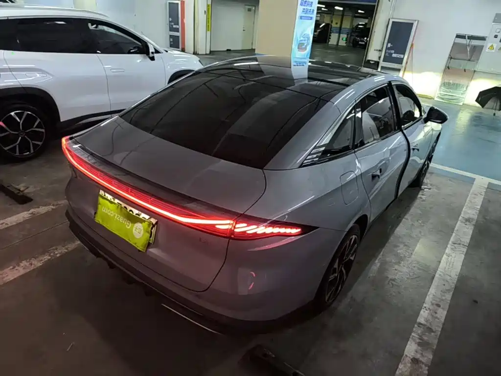 Geely Galaxy Galaxy L6 2023 2023 125km Starship