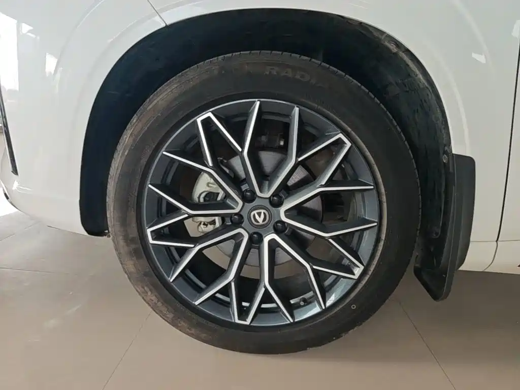 Changan UNI-Z 2024 2025 1.5T Premium