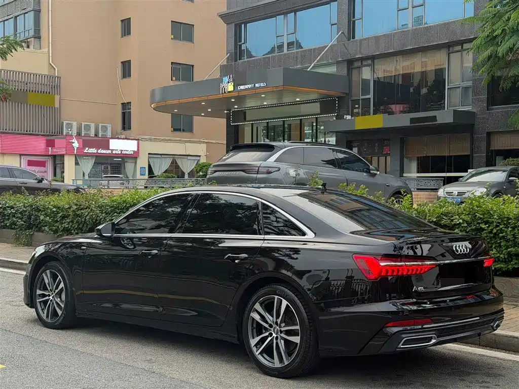 Audi A6L 2020 40 TFSI Luxury Dynamic фото 12