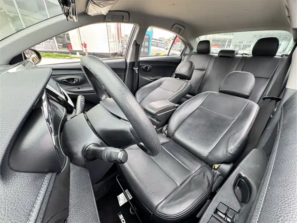 Toyota Vios 2017 1.5L CVT Pioneer фото 10