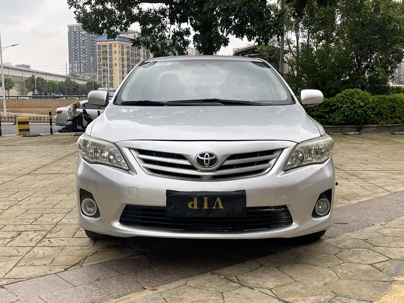 Toyota Corolla 2011 Commemorative 1.6L Auto GL фото 3