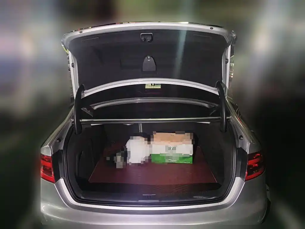 Audi A4L 2010 2010 1.8 TFSI Comfort
