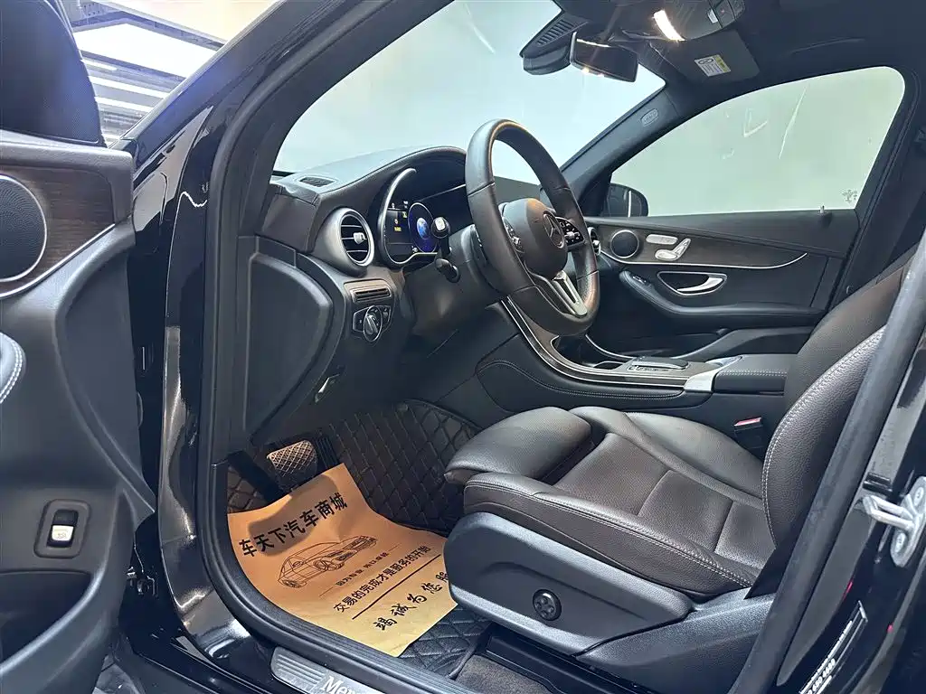 Mercedes-Benz GLC 2021 GLC 260 L 4MATIC Luxury фото 3