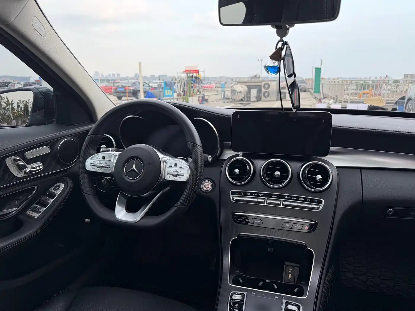 Mercedes-Benz C-Class 2020 Facelift C 260 L Sport фото 10
