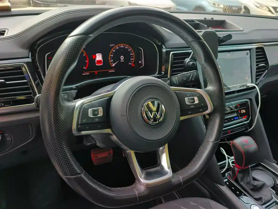 VOLKSWAGEN TOURANG