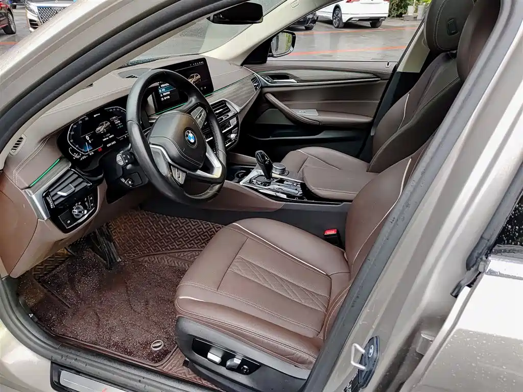 BMW 5 Series New Energy 2021 535Le Luxury Package фото 7