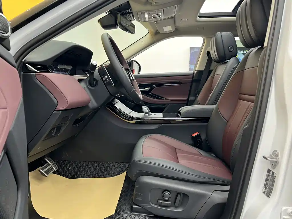 Land Rover Range Rover Evoque 2026 2026 Range Rover Evoque L SE