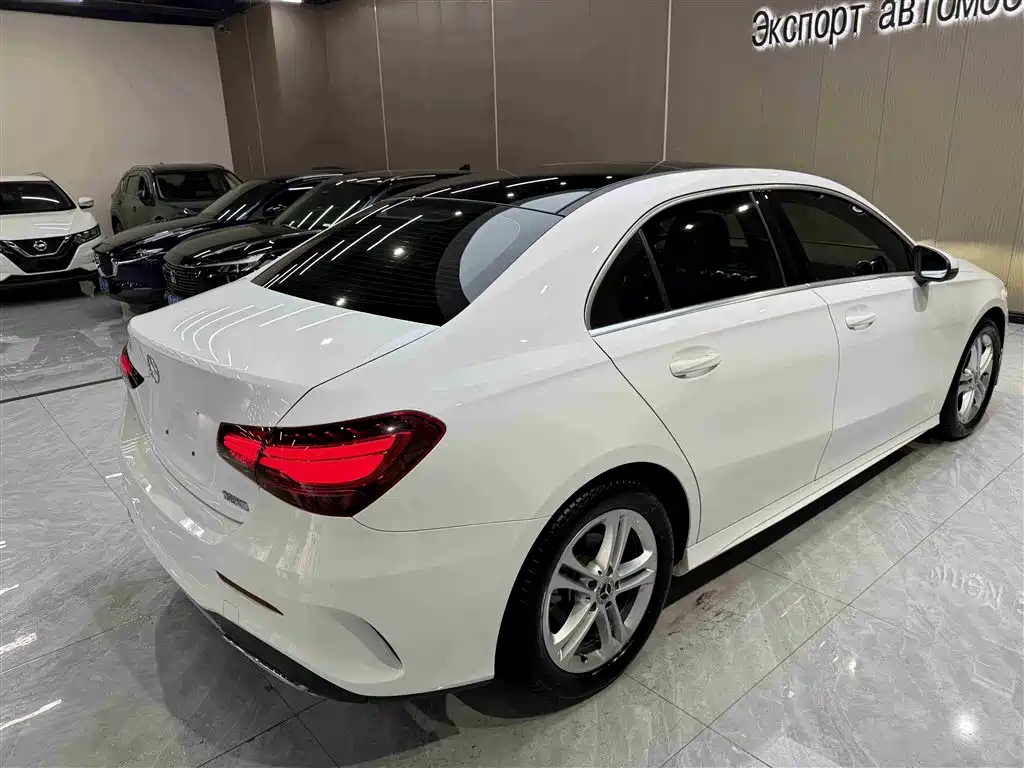 Mercedes-Benz A-Class 2023 A 180 L фото 4