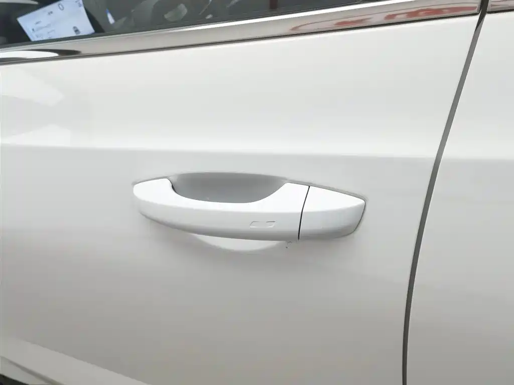 GEELY AUTOMOBILE HAOYUE L