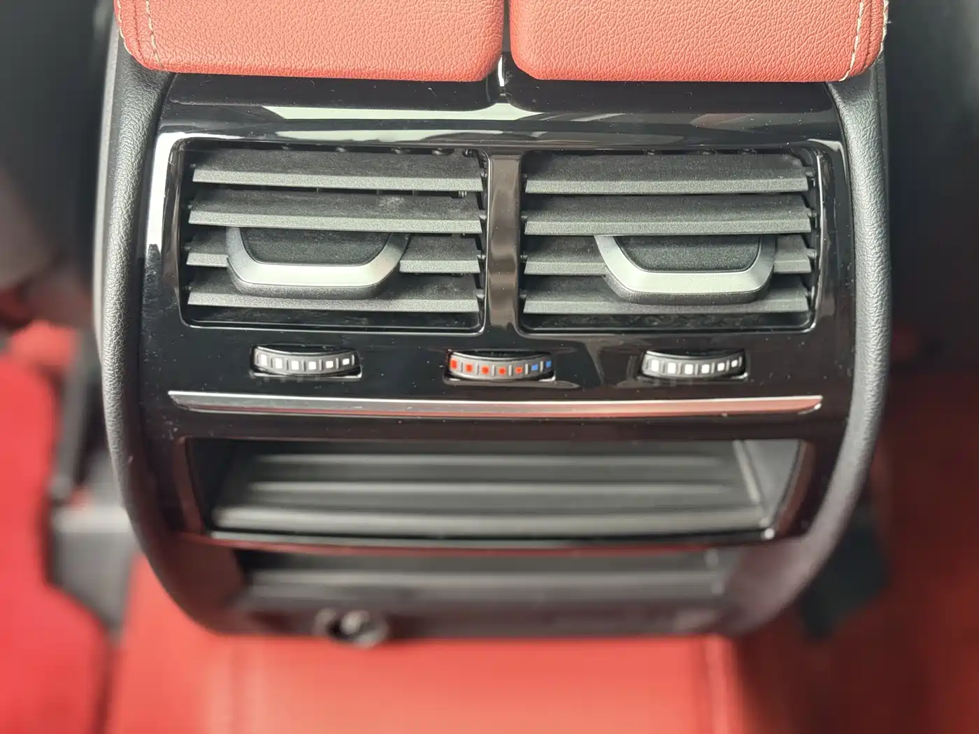 BMW 5 Series 2023 530Li Leading M Sport Package фото 19