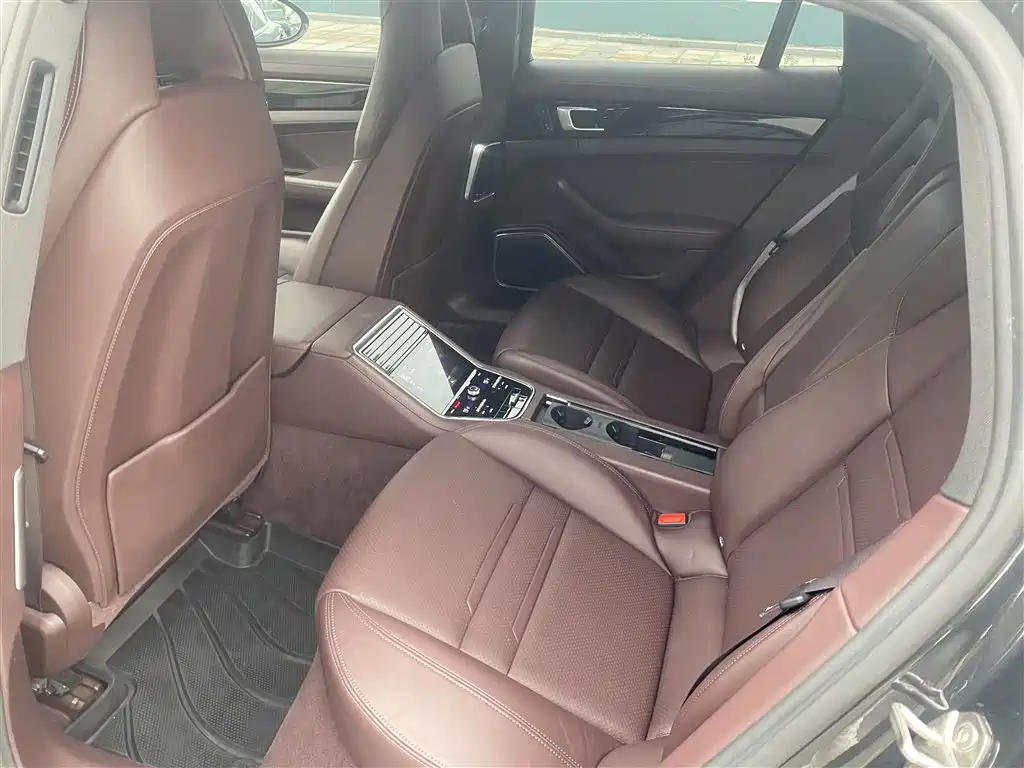 Porsche Panamera 2017 Panamera 3.0T фото 17