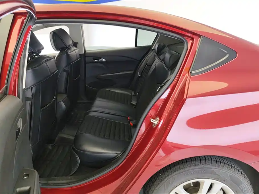 Chevrolet Cavalier 2019 320 Automatic Joy Edition фото 11