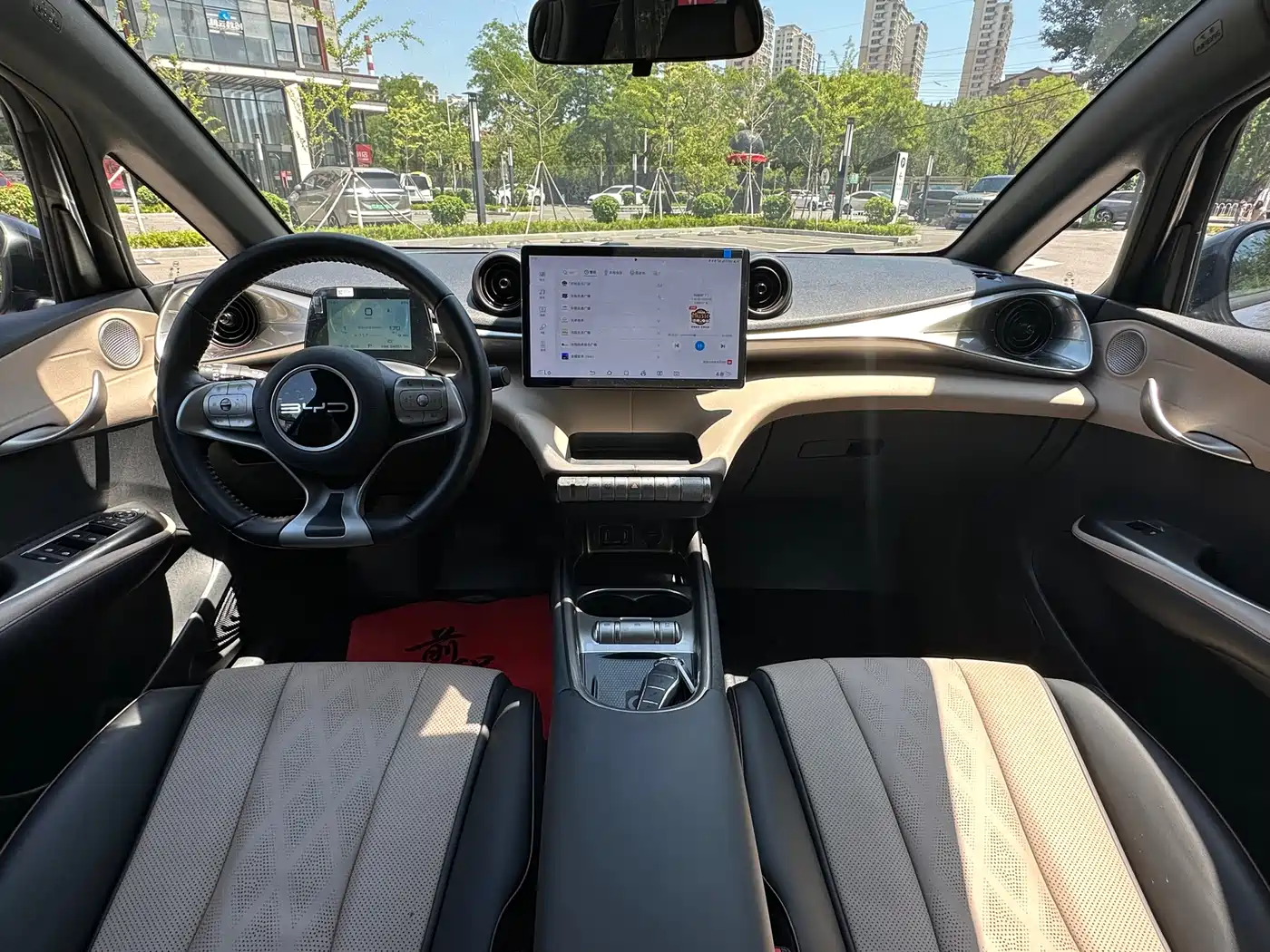BYD Dolphin 2023 420km Fashion Edition фото 6