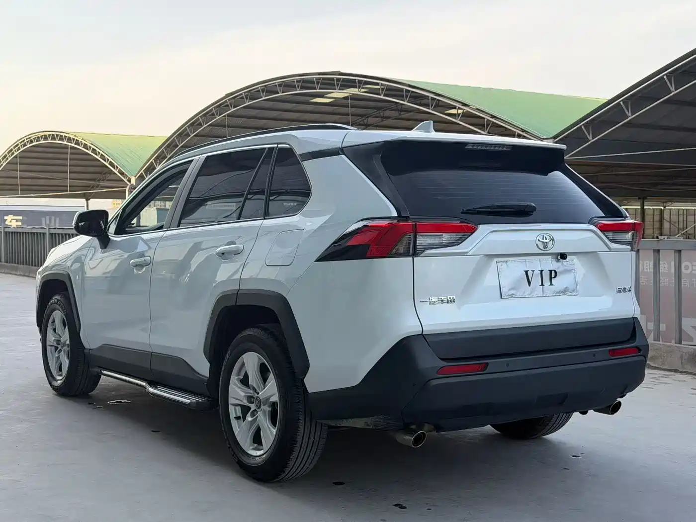 Toyota RAV4 Rongfang 2024 2.0L CVT FWD Urban Edition фото 4