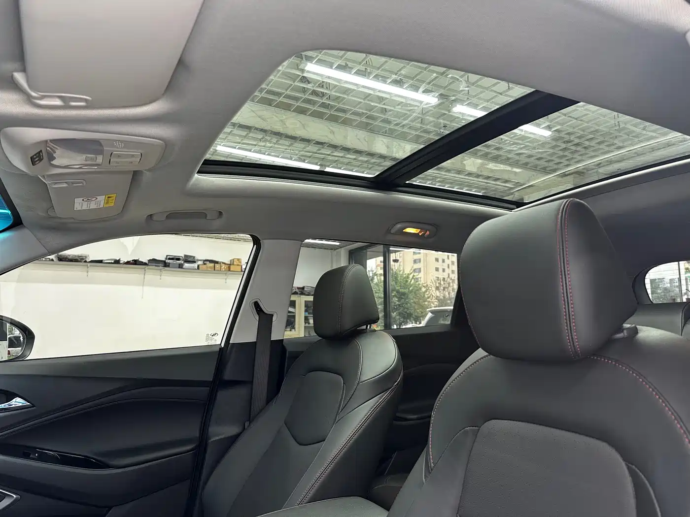 Chevrolet Volando 2023 2020 Mild Hybrid Redline 530T Automatic Prestige Edition (5+2 seater)