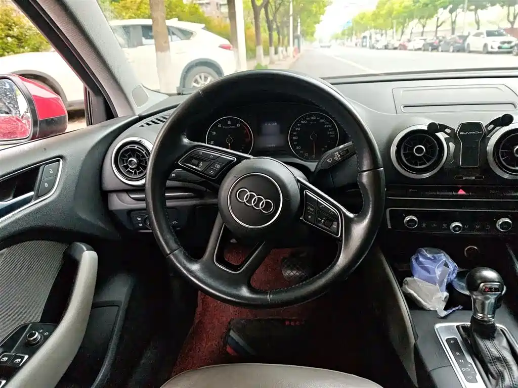 Audi A3 2019 Limousine 35 TFSI Fashion China VI фото 3