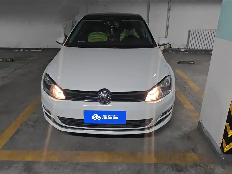 Volkswagen Golf 2015 1.4TSI Automatic Comfort фото 2