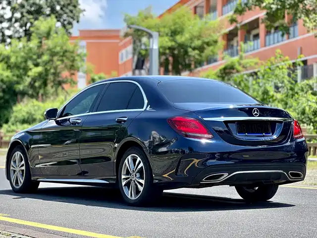 Mercedes-Benz C-Class 2019 C 180 L Fashion Sport Edition — фото 3