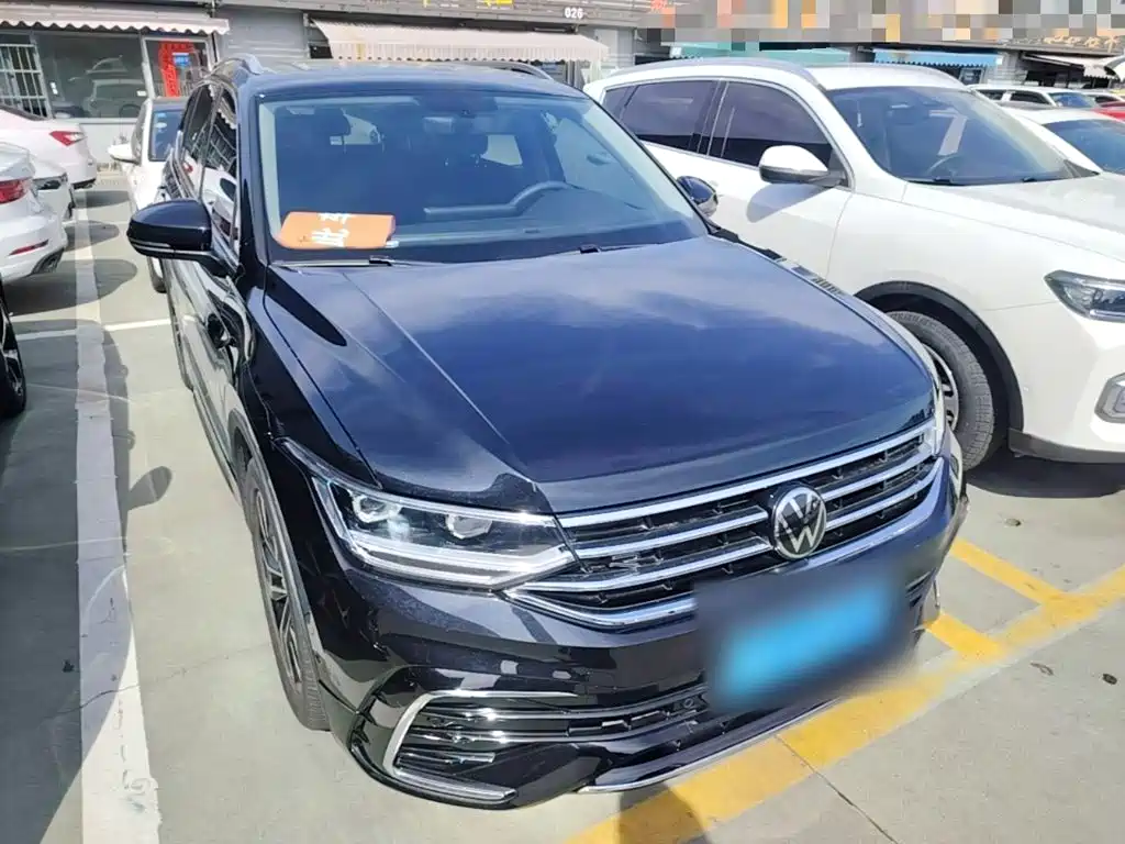 Volkswagen Tiguan L 2025 2024 Outstanding 330TSI Auto 2WD R-Line Dragon Glory Edition