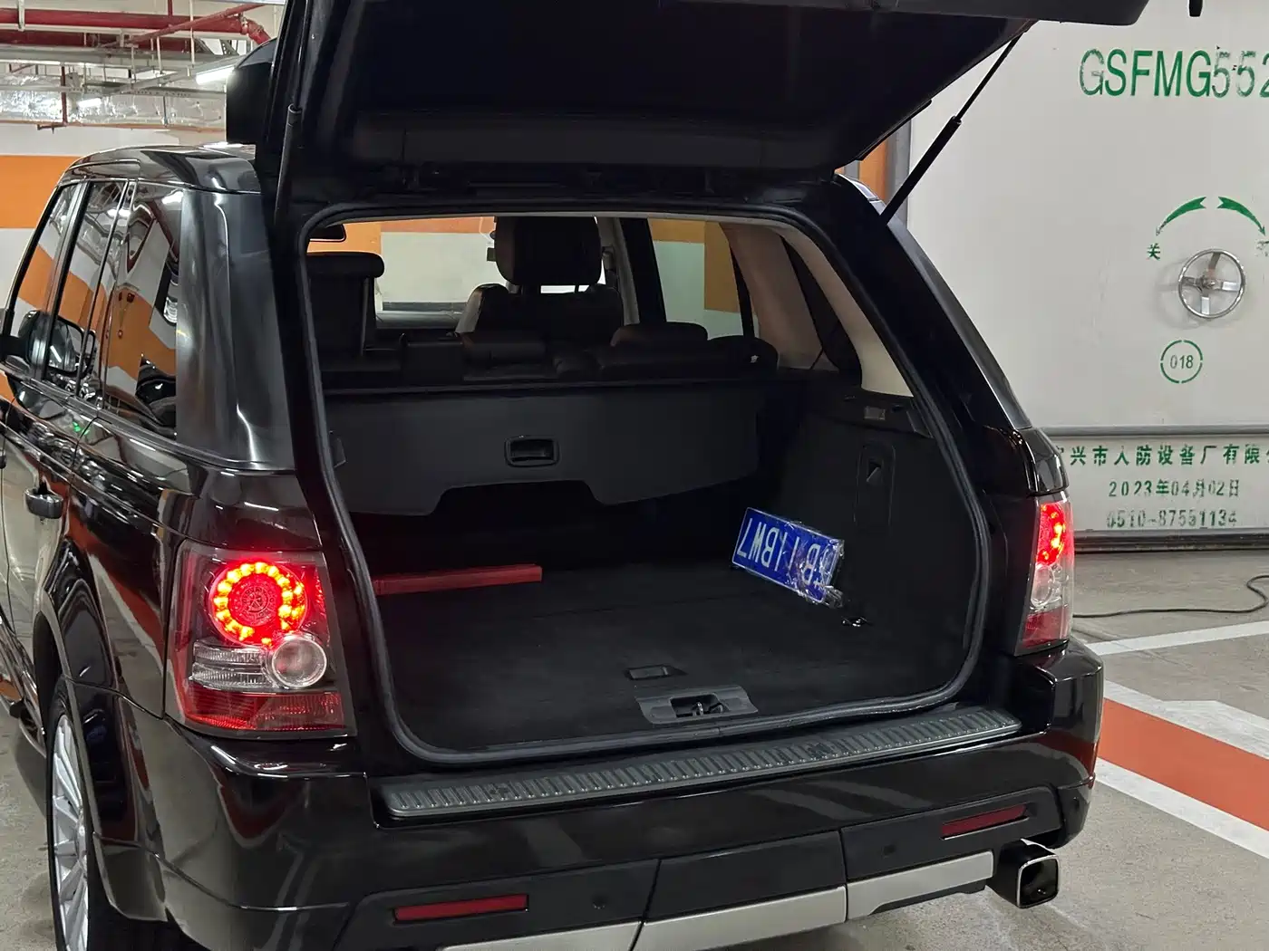 Land Rover Range Rover Sport 2010 2011 5.0 NA V8 HSE