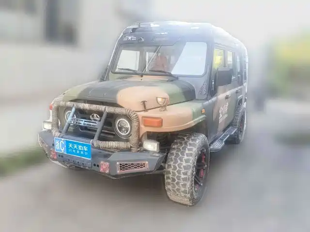  BAW (Beijing Automobile Works) 212 Classic 2020 2.4T Square Door Hardtop