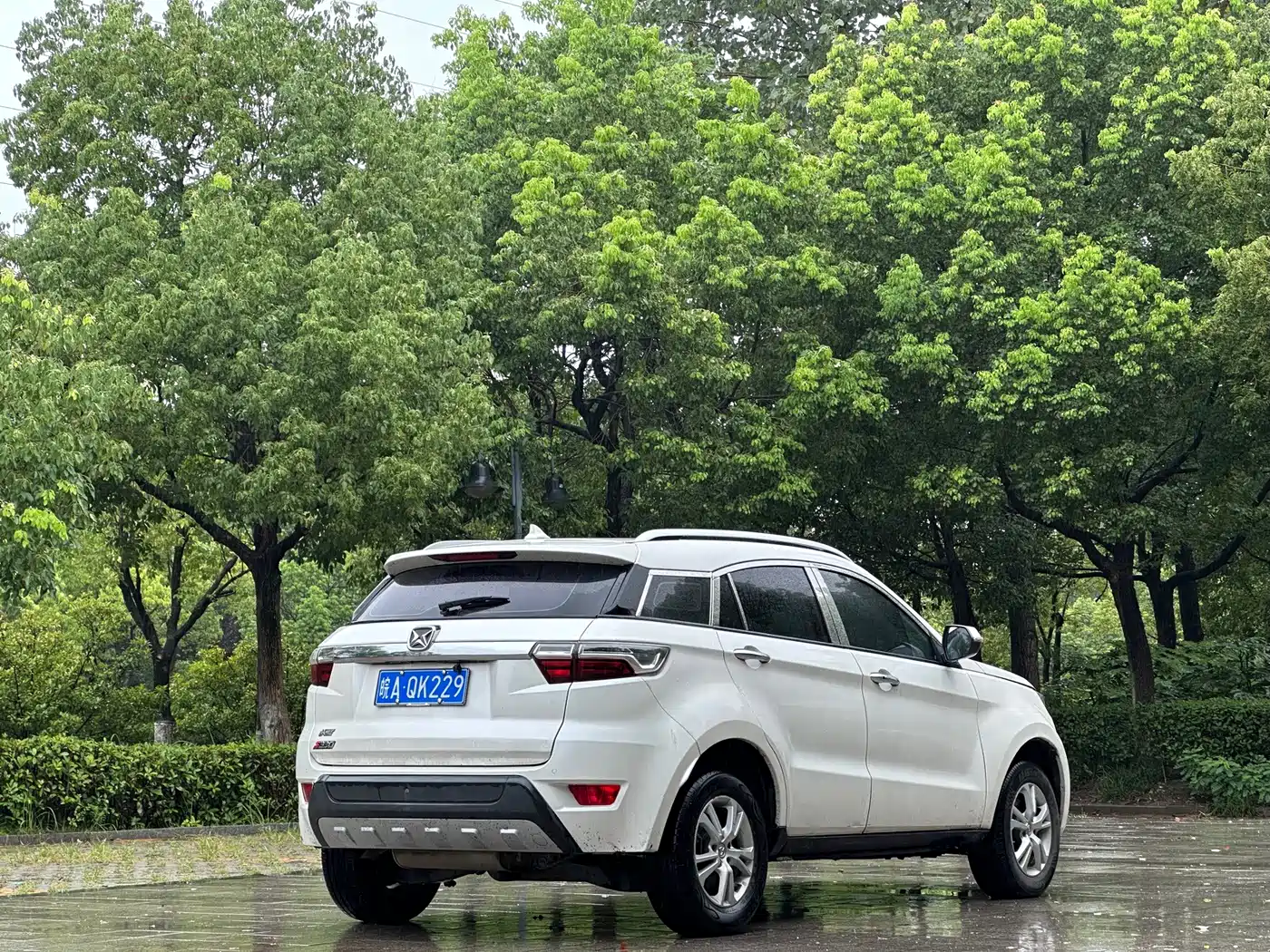 Jiangling Yusheng S330 2017 2016 1.5L GTDi Automatic 2WD Premium Edition