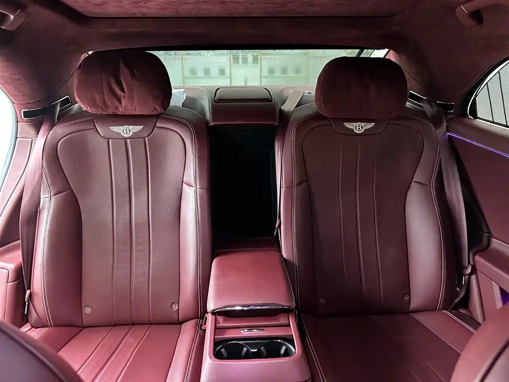 Bentley Flying Spur Plug-in Hybrid 2022 2.9T V6 Hybrid фото 11
