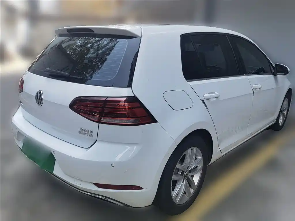 Volkswagen Golf 2018 230TSI Automatic Comfort фото 6