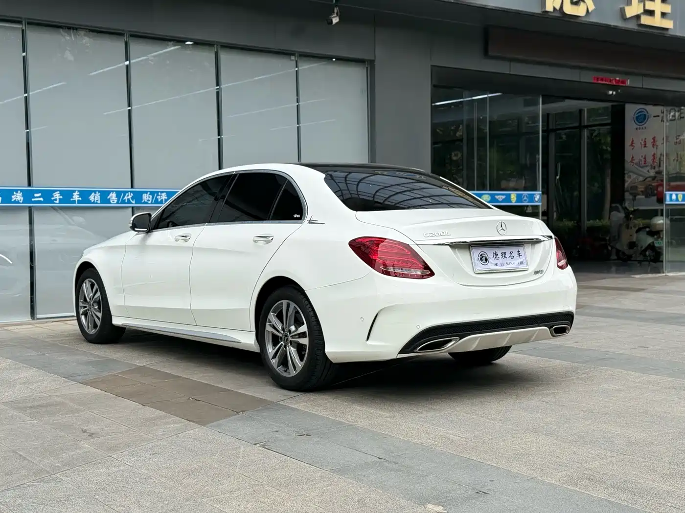 Mercedes-Benz C-Class 2018 C 200 L Sport Edition фото 13
