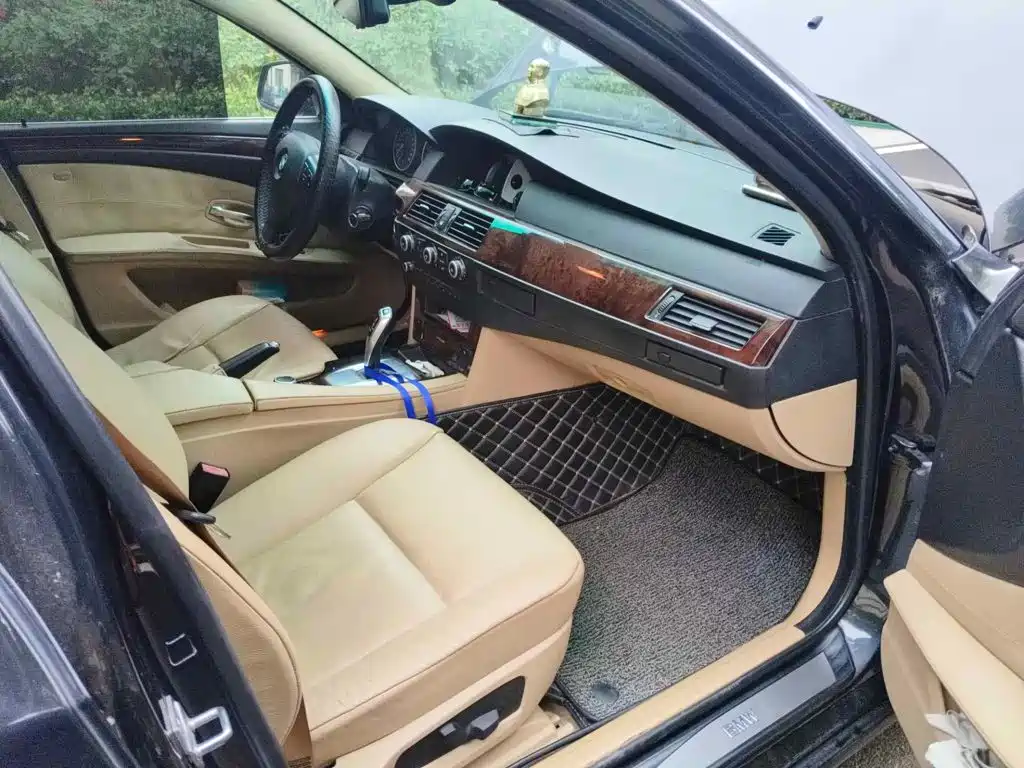 Photo 12 - BMW 5 Series