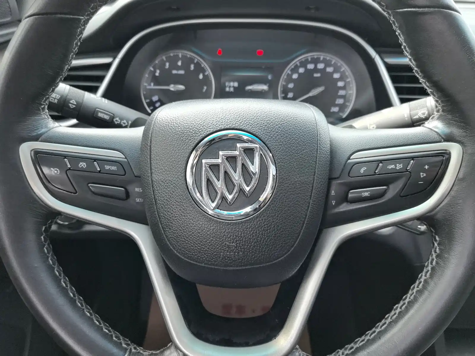 Фото 10 - Buick Excelle