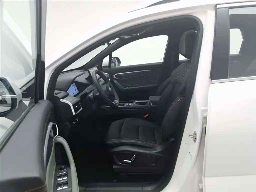 GEELY AUTOMOBILE HAOYUE L