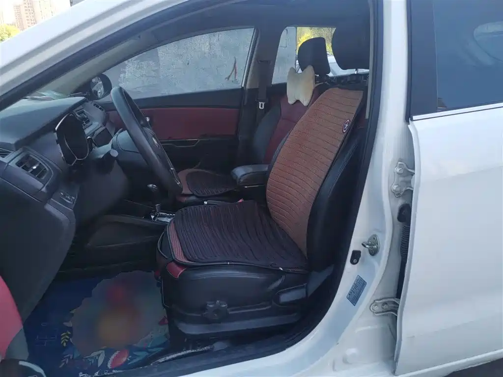 Kia K2 2015 Hatchback 1.4L AT GLS Cool Edition фото 11