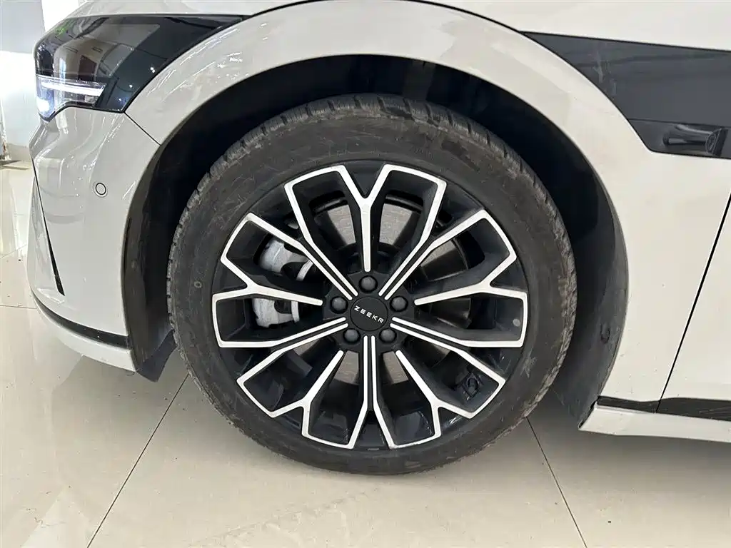 ZEEKR EXTREME KRYPTON 007GT