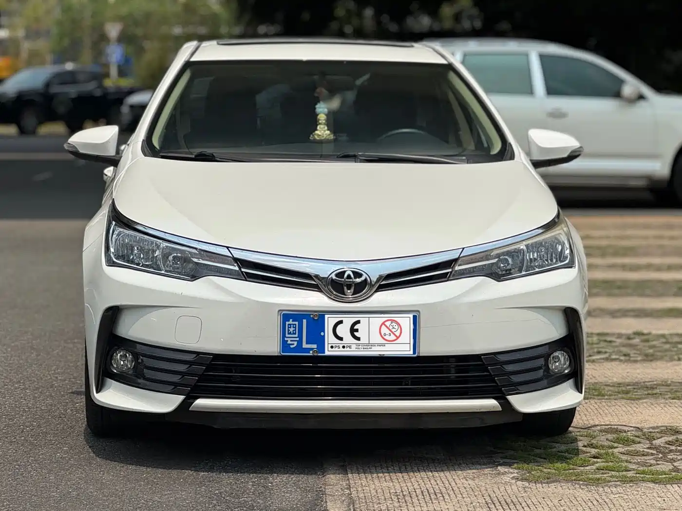 Toyota Corolla 2017 Facelift 1.2T S-CVT GL-i фото 2