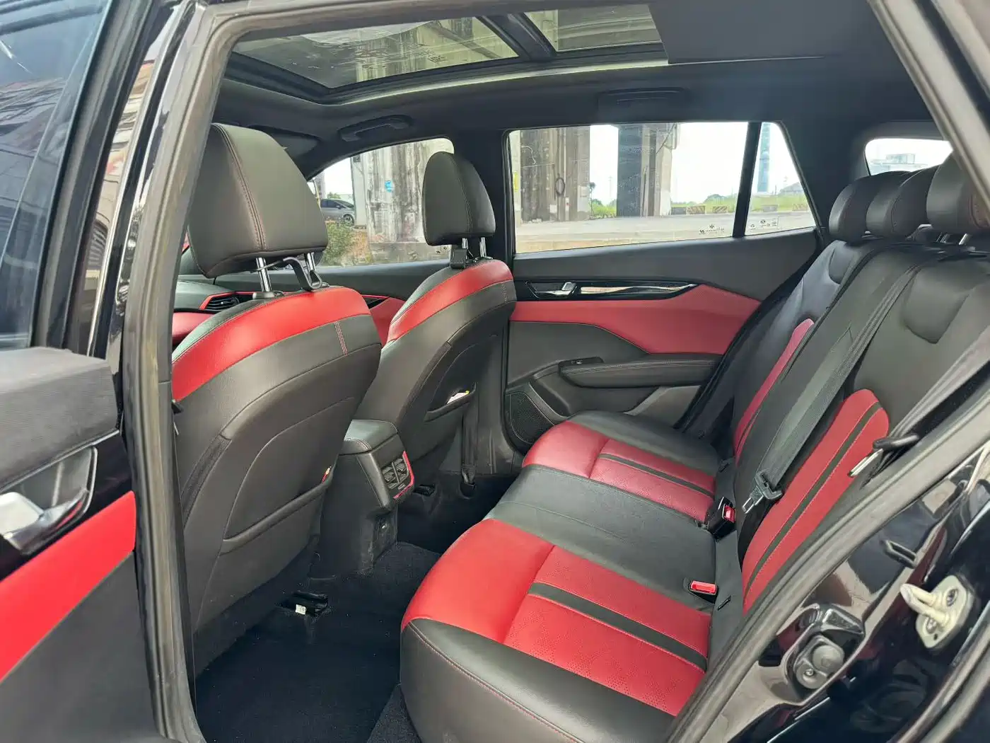 Dongfeng Aeolus Yixuan GS 2022 2021 230T Auto Chasing Glory Samurai Edition