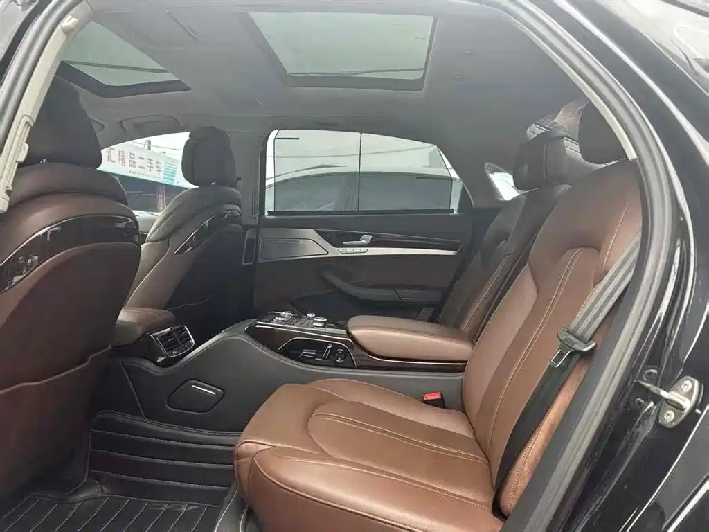 Audi A8 2013 A8L 45 TFSI quattro Luxury фото 9