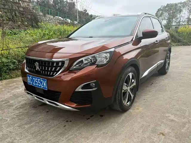 PEUGEOT 4008