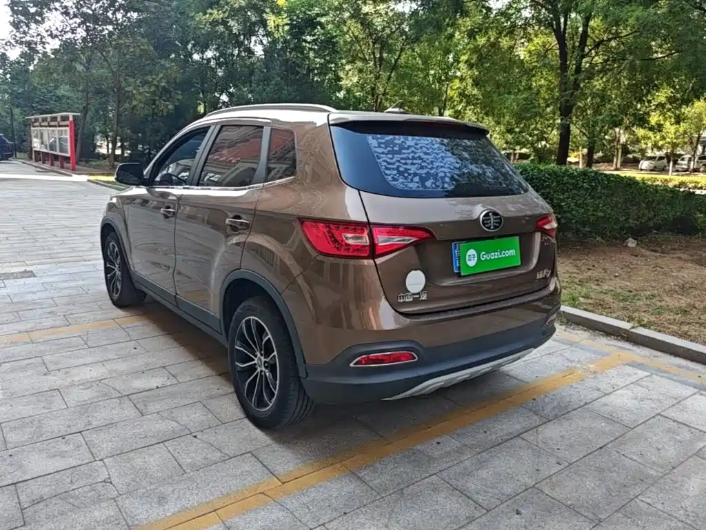 FAW Senya R7 2018 2017 Model 1.6L Manual Comfort