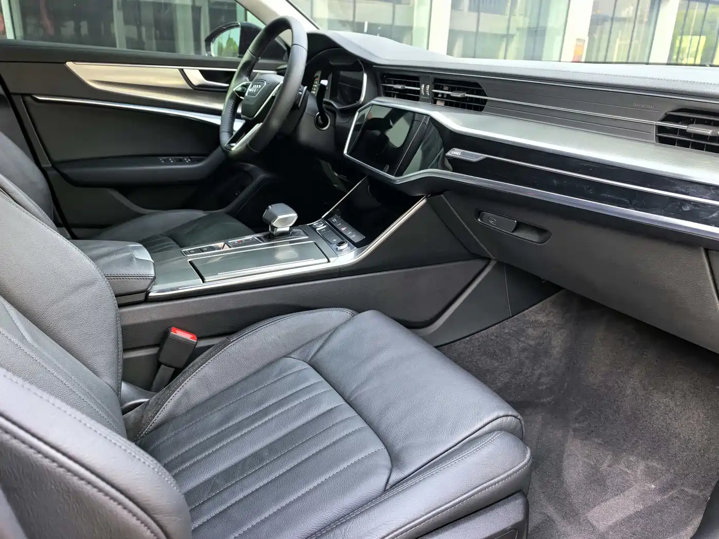Audi A6L 2019 45 TFSI Premium Elegance фото 12