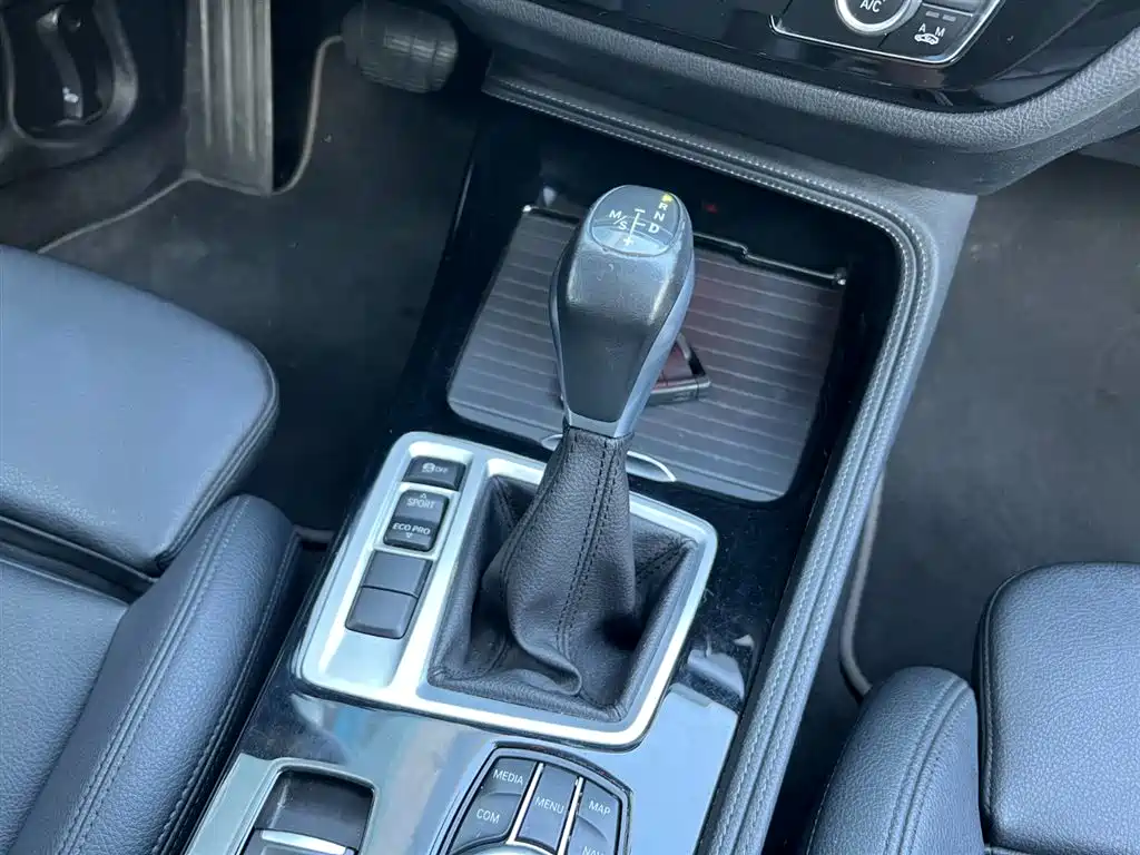 BMW 1 Series 2018 120i Design Package фото 10