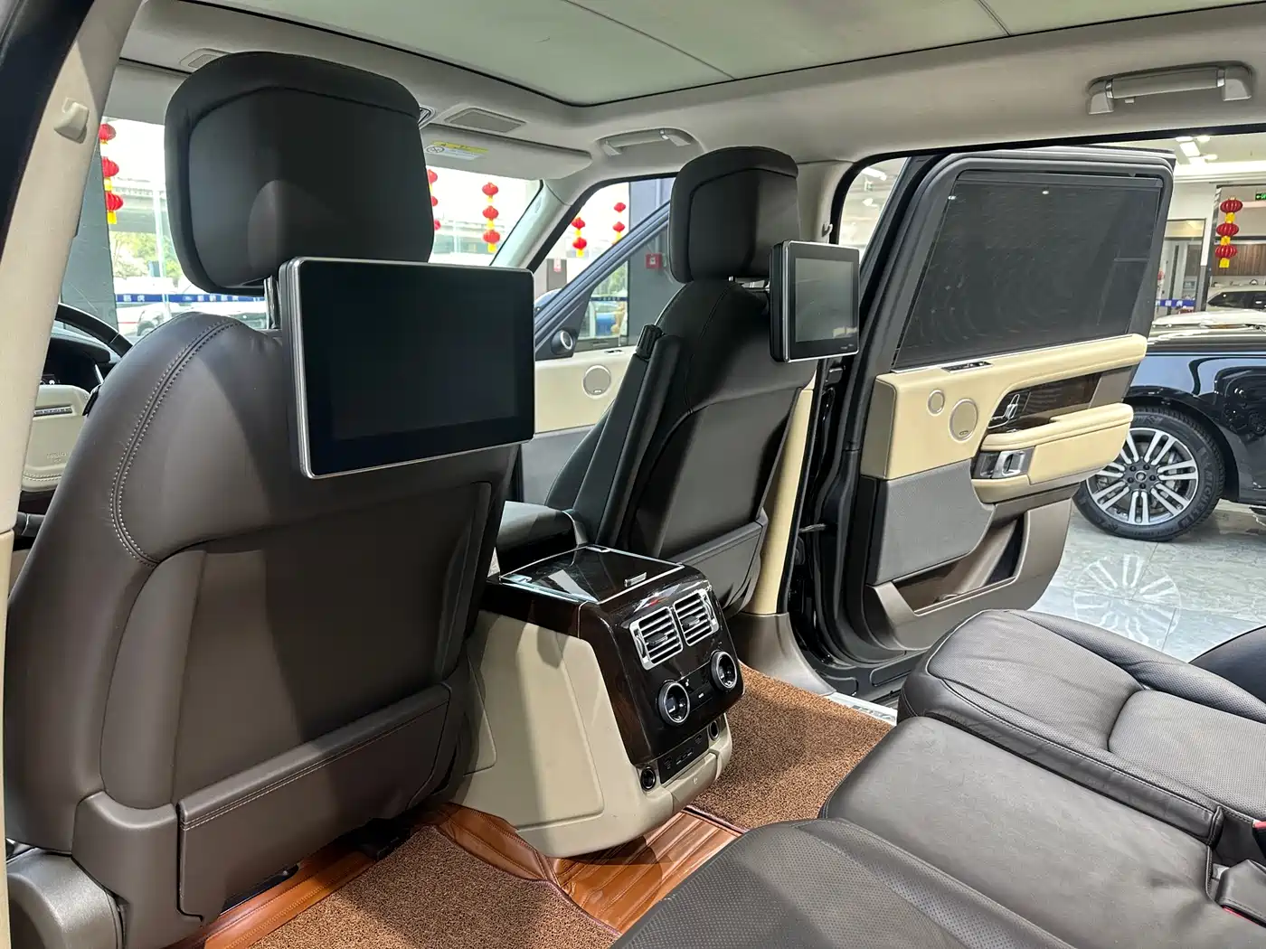 LAND ROVER RANGE ROVER