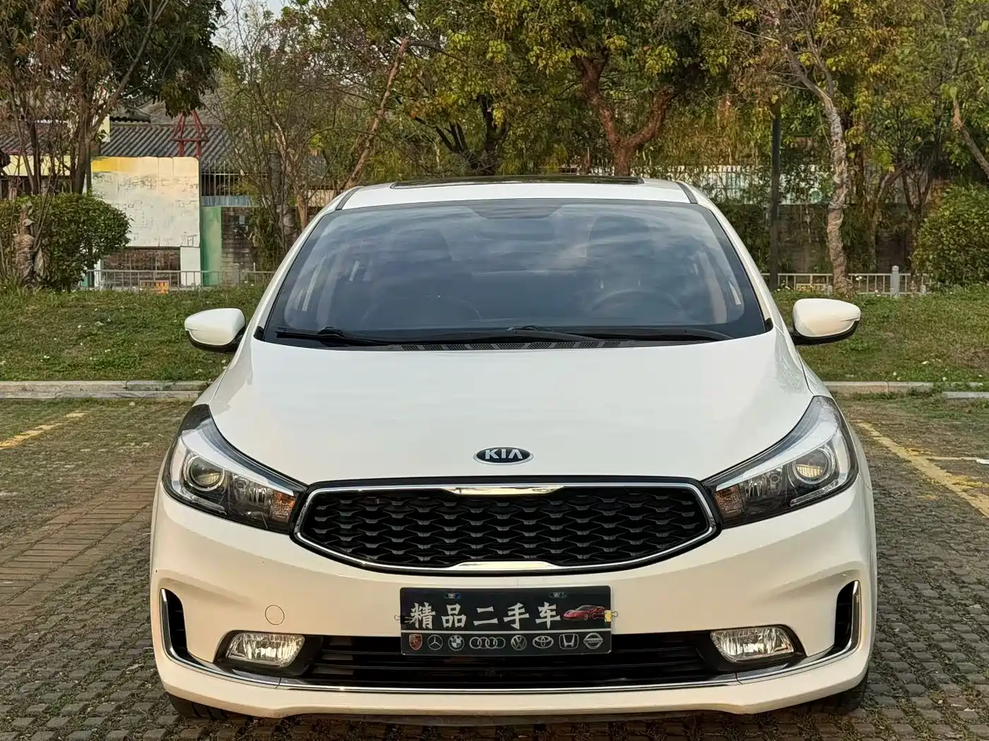 Kia K3 2017 1.6L Automatic 15th Anniversary Special GLS фото 2