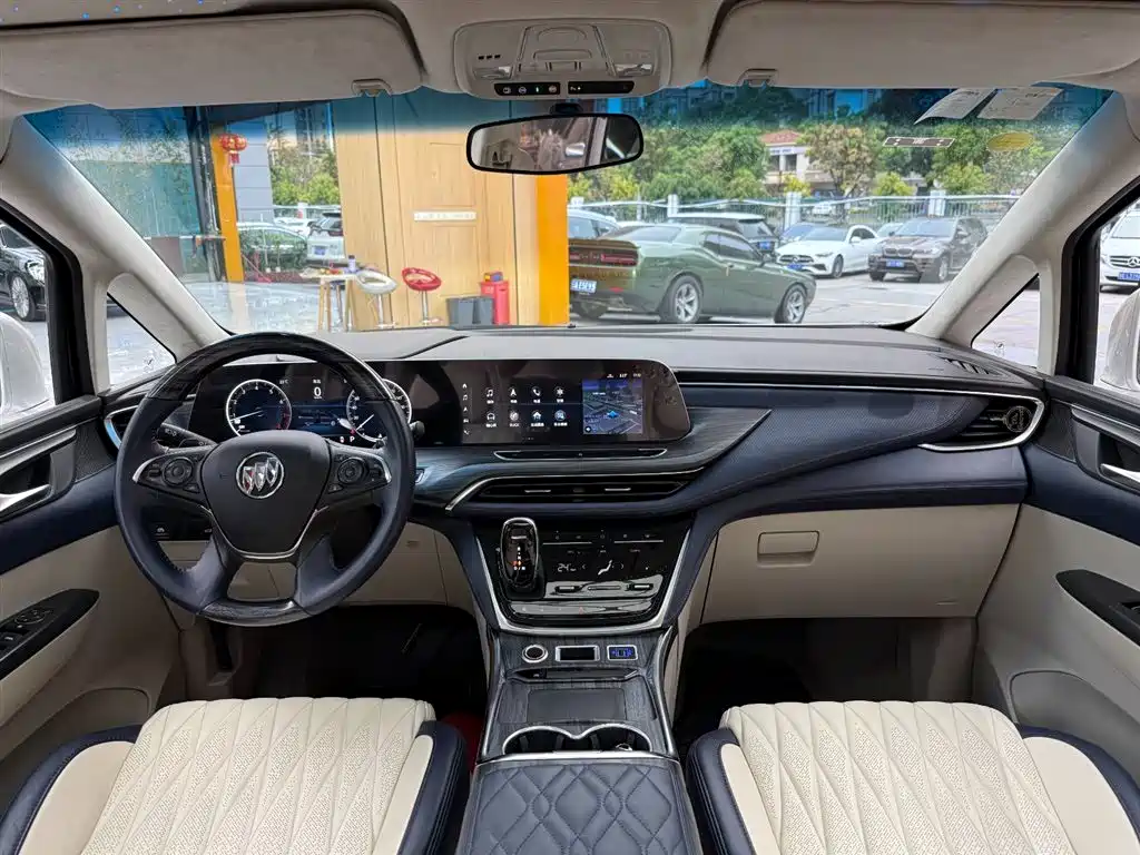 BUICK GL8