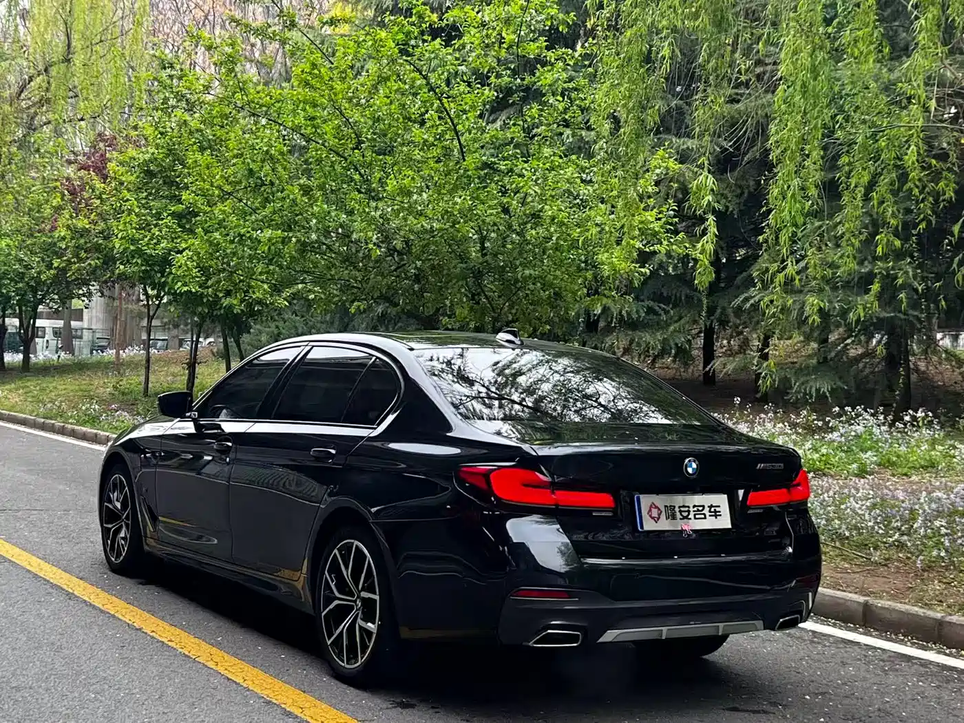 BMW 5 Series 2022 Model Third Facelift 530Li Premium M Sport Package фото 16