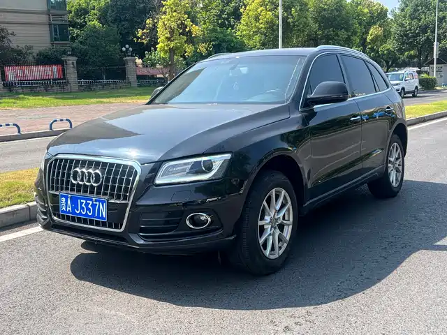  Audi Audi Q5 2016 40 TFSI Progressive Model