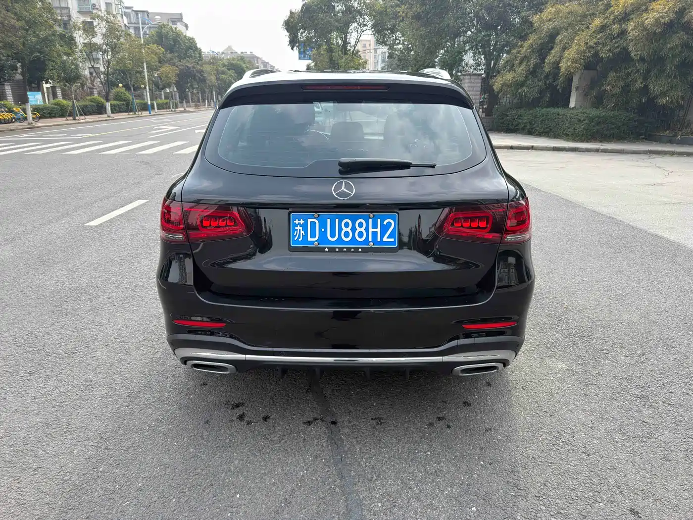 MERCEDES-BENZ GLC