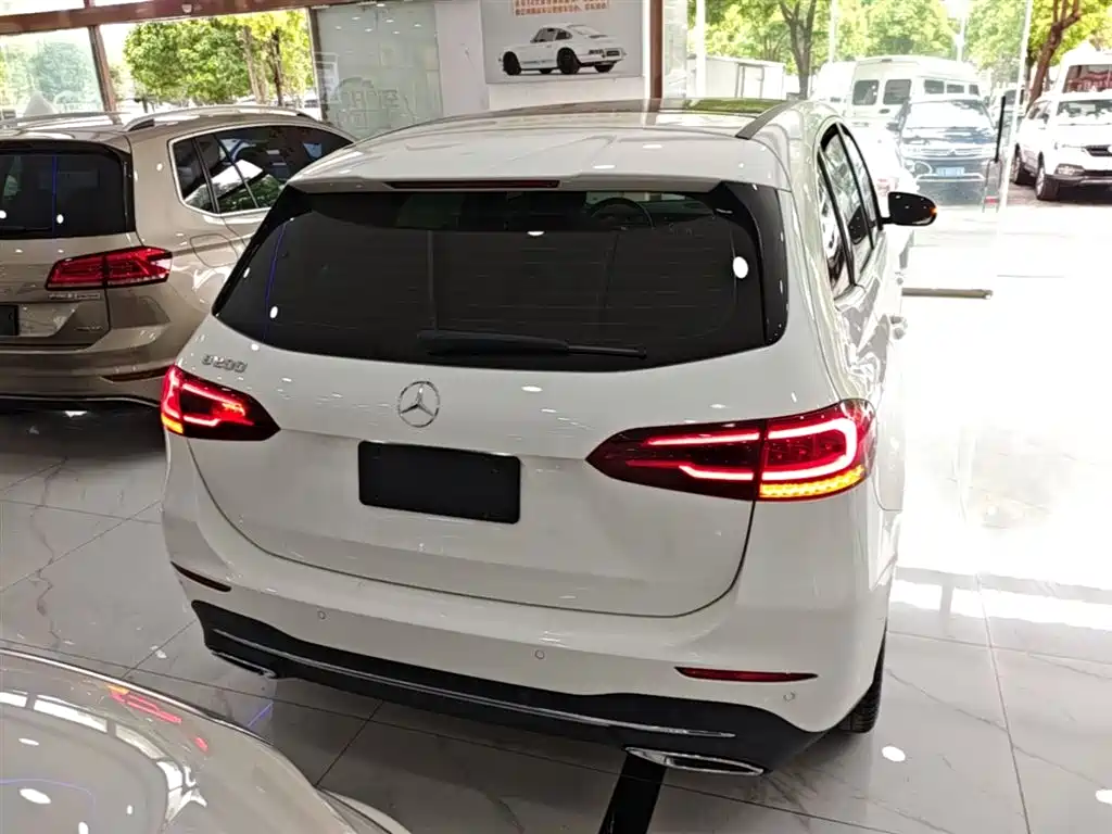 Mercedes-Benz B-Class 2020 B 200 Fashion Edition фото 6