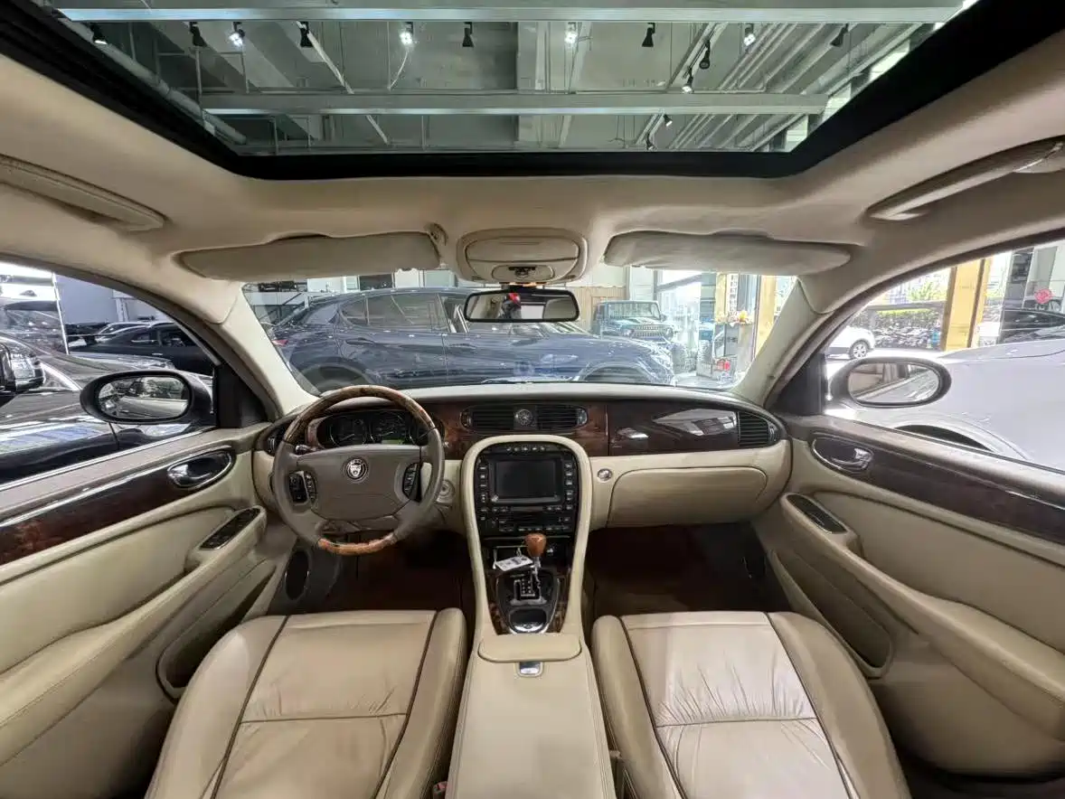 Jaguar XJ 2007 Model XJ6L 3.0 Royal Long Wheelbase фото 7